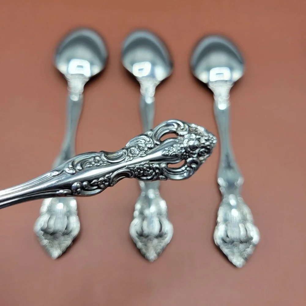 Vtg Set Of 4 Imperial Intl Chalmette Oval Soup Spoon Floral Design Korea 7 1/8in